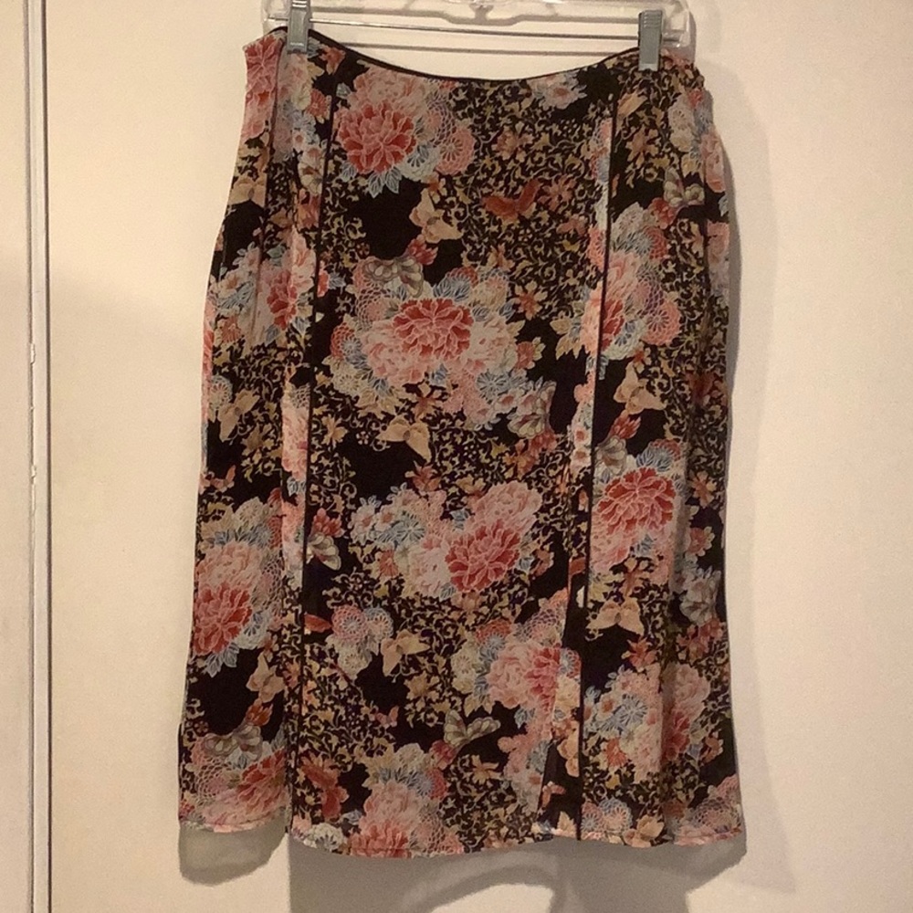 Amorose size 14 floral oriental patterned skirt